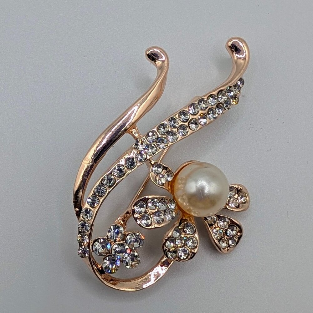 Floral Shaped Brooch Pin - Rose Gold Tone - Faux Pearl and Clear Rhinestones